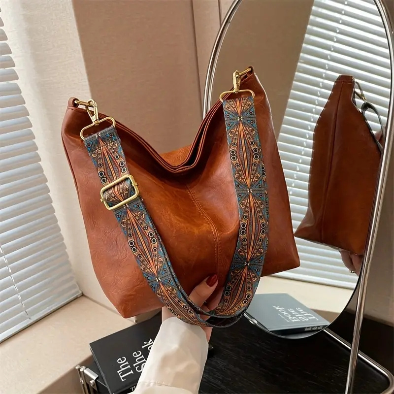 vintage crossbody bag for women large capacity hobo bag fashion faux leather shoulder bag details 1